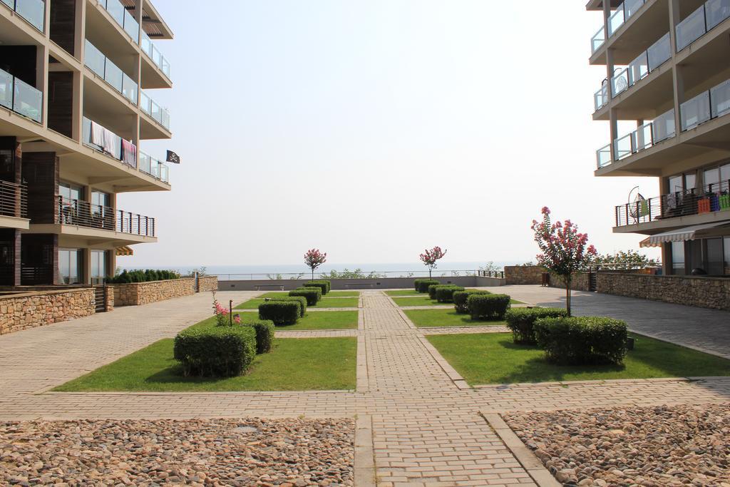 Private Apartments In Yoo Bulgaria Complex Обзор Экстерьер фото